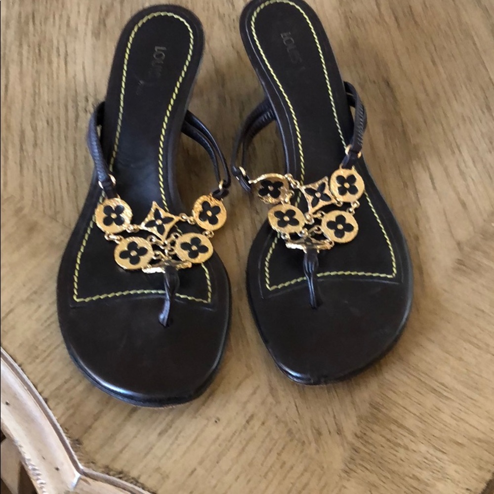 Louis Vuitton sandals ❤️❤️